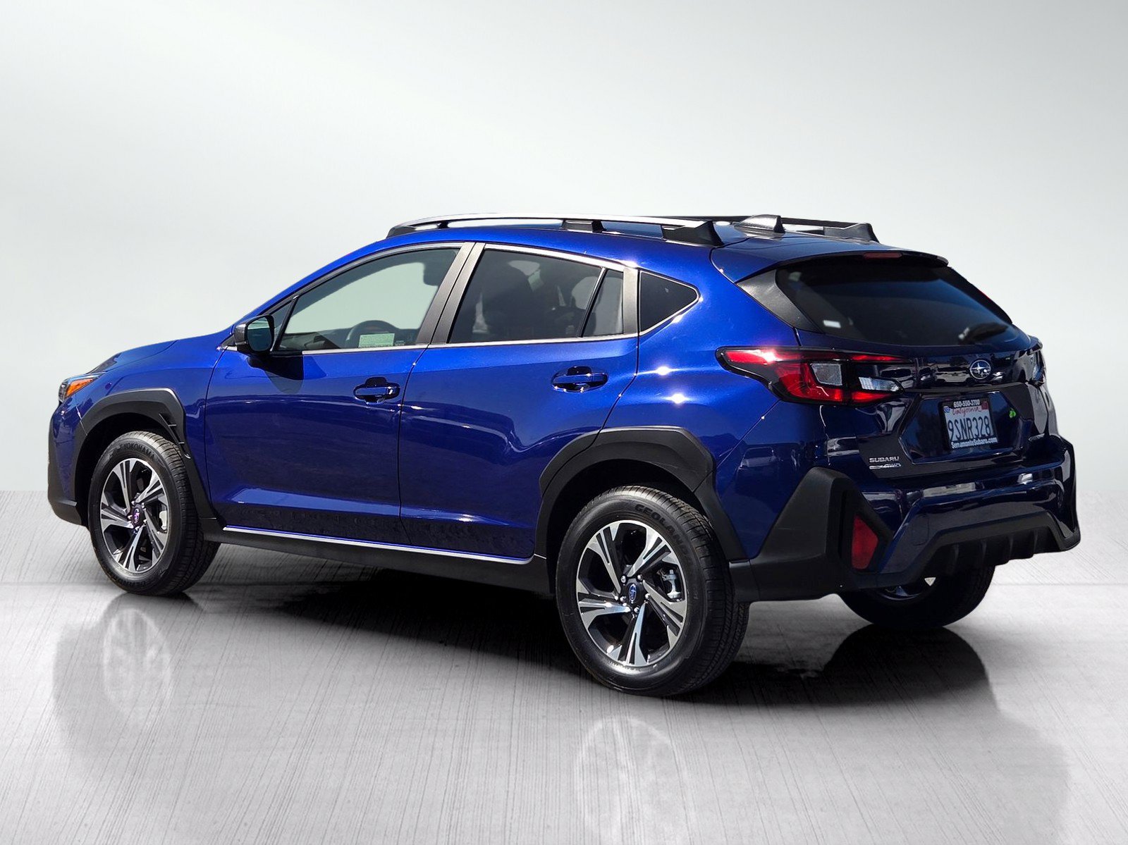 Used 2025 Subaru Crosstrek 2.5i Premium AWD/4WD image 6
