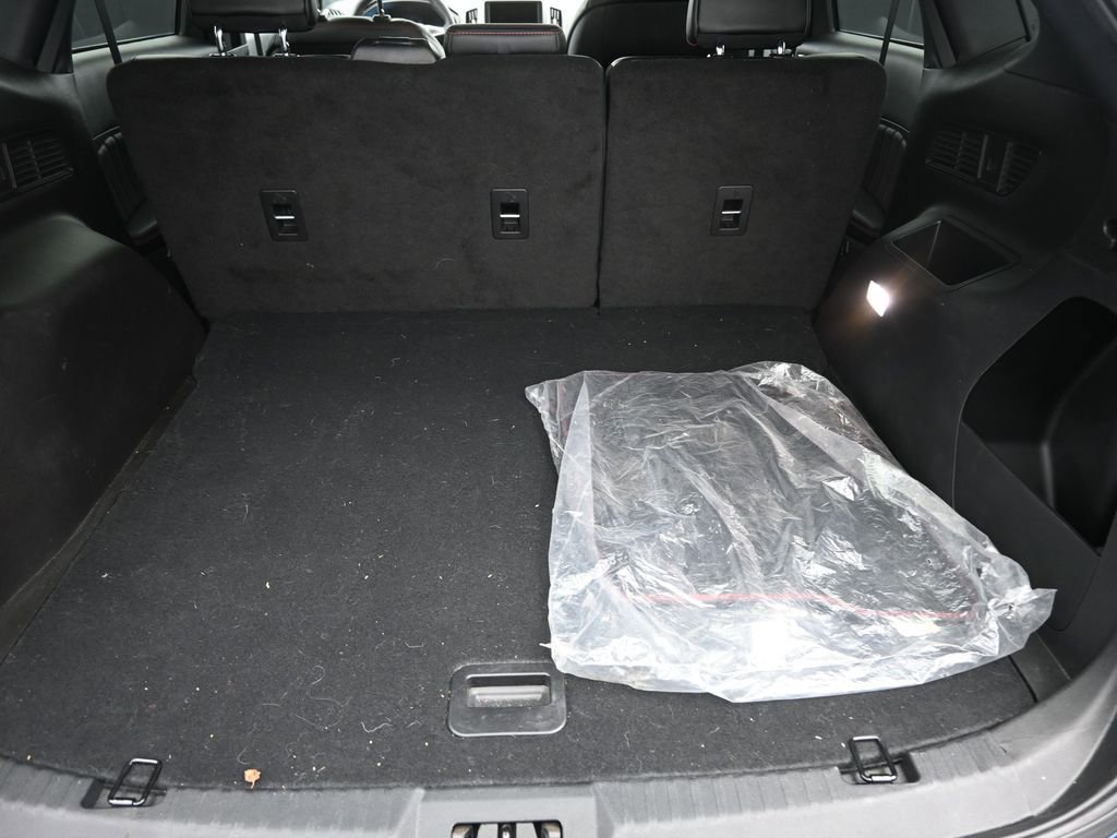 Used 2024 Ford Edge ST-Line image 16