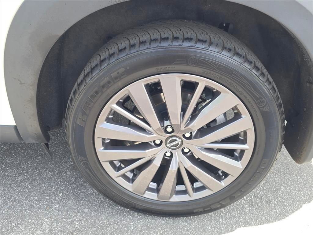 Used 2022 Nissan Pathfinder SL w/ SL Premium Package FWD image 12