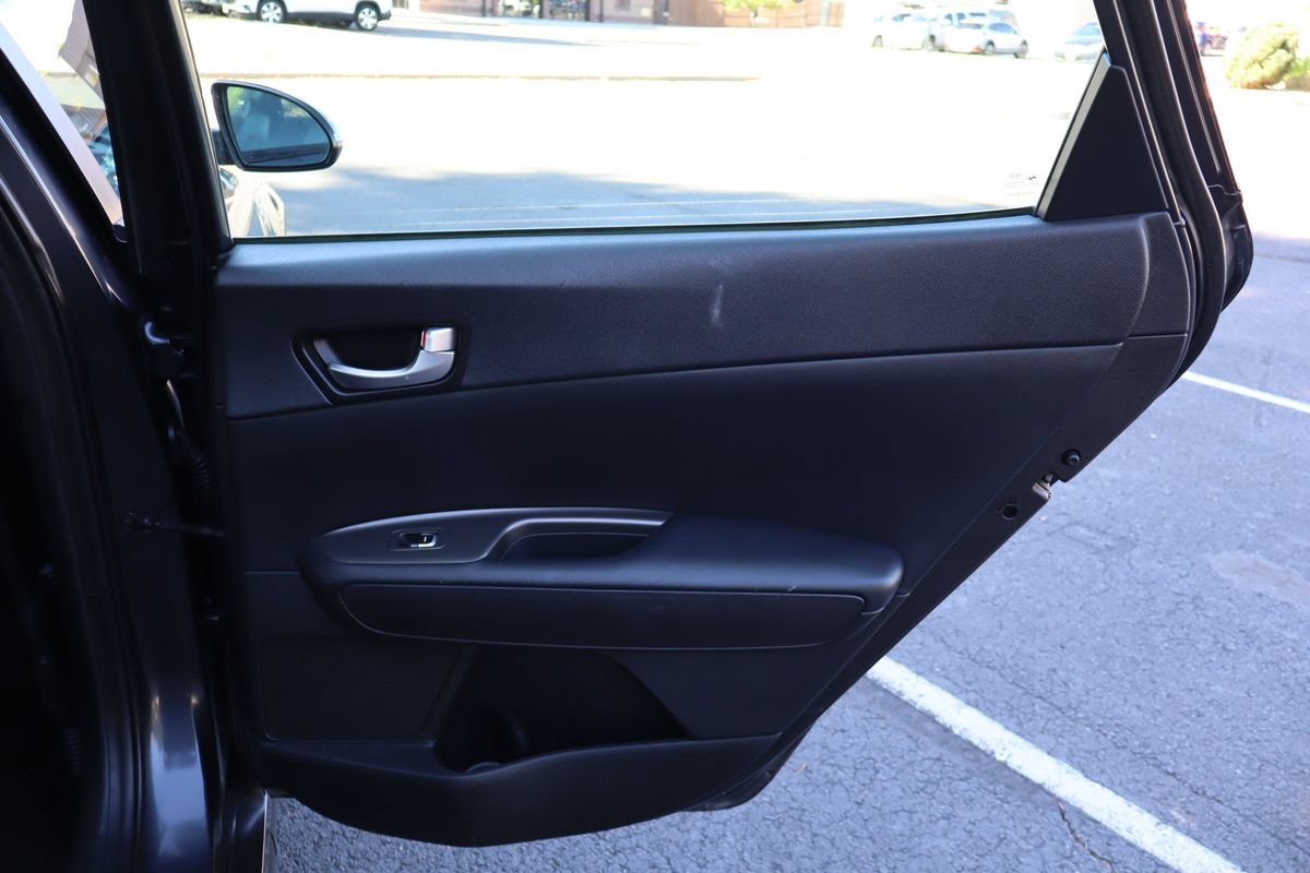 Used 2019 Kia Optima S FWD image 25