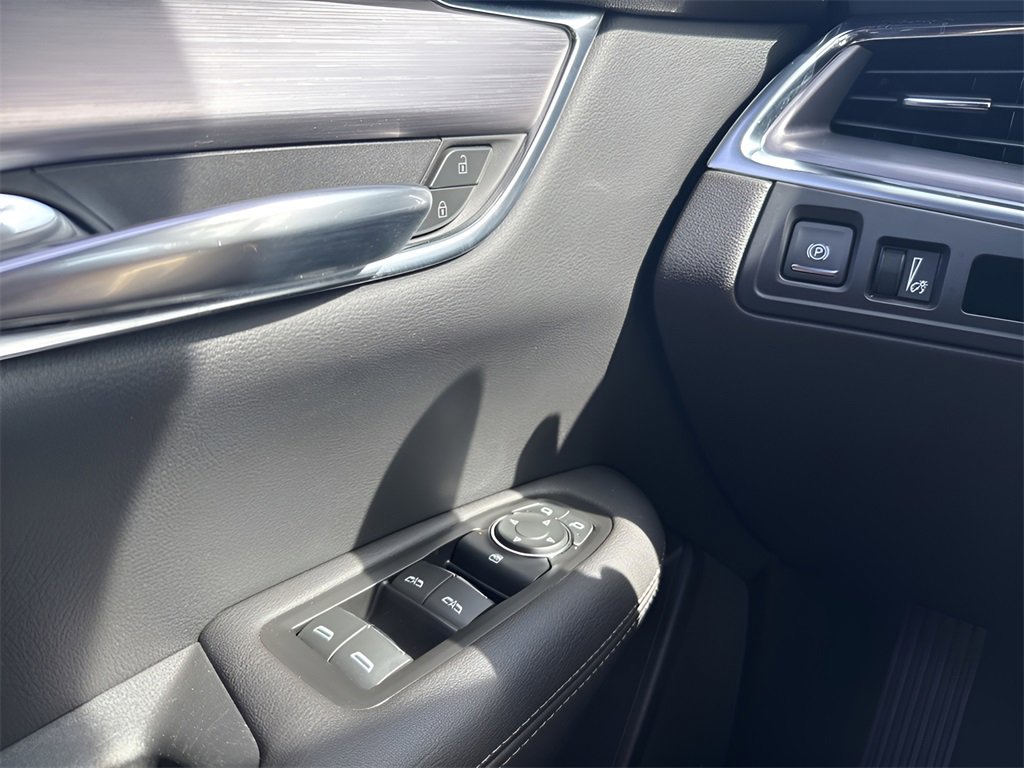 Certified 2022 Cadillac XT5 Luxury image 26