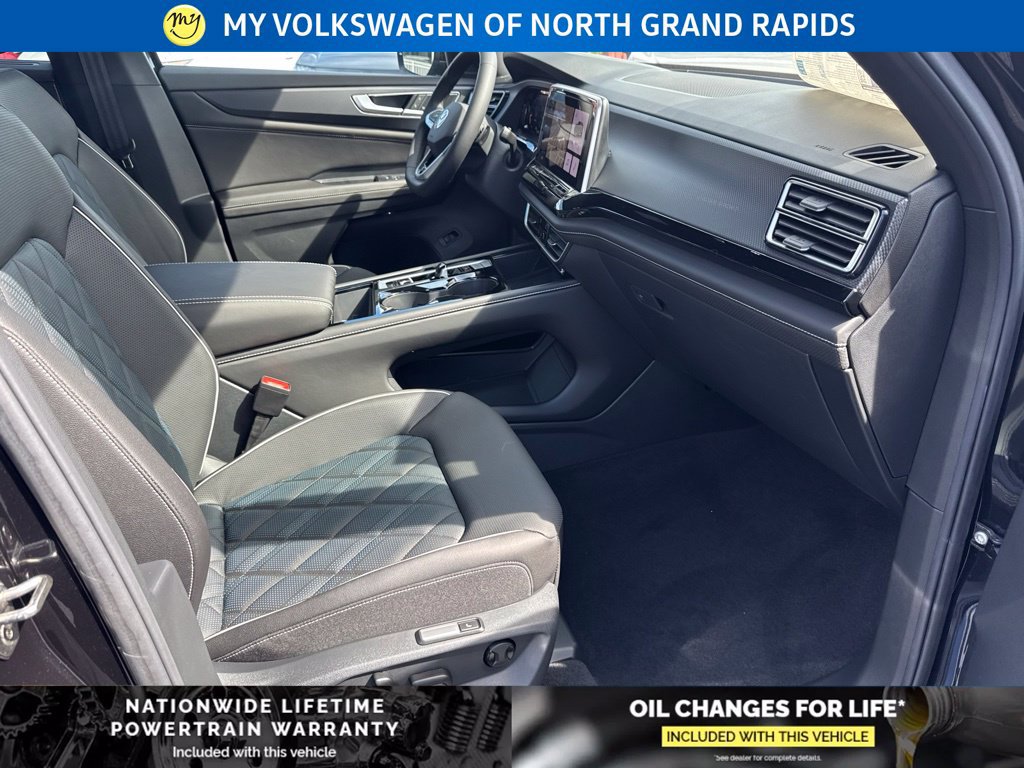 New 2026 Volkswagen Atlas Cross Sport SEL Premium R-Line AWD/4WD image 21
