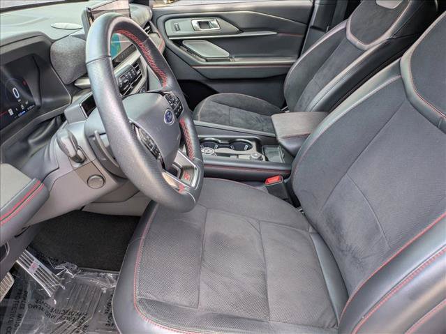 Used 2025 Ford Explorer ST AWD/4WD image 16