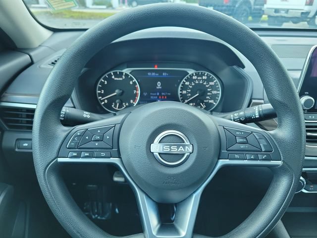 Used 2024 Nissan Altima 2.5 SV FWD image 23