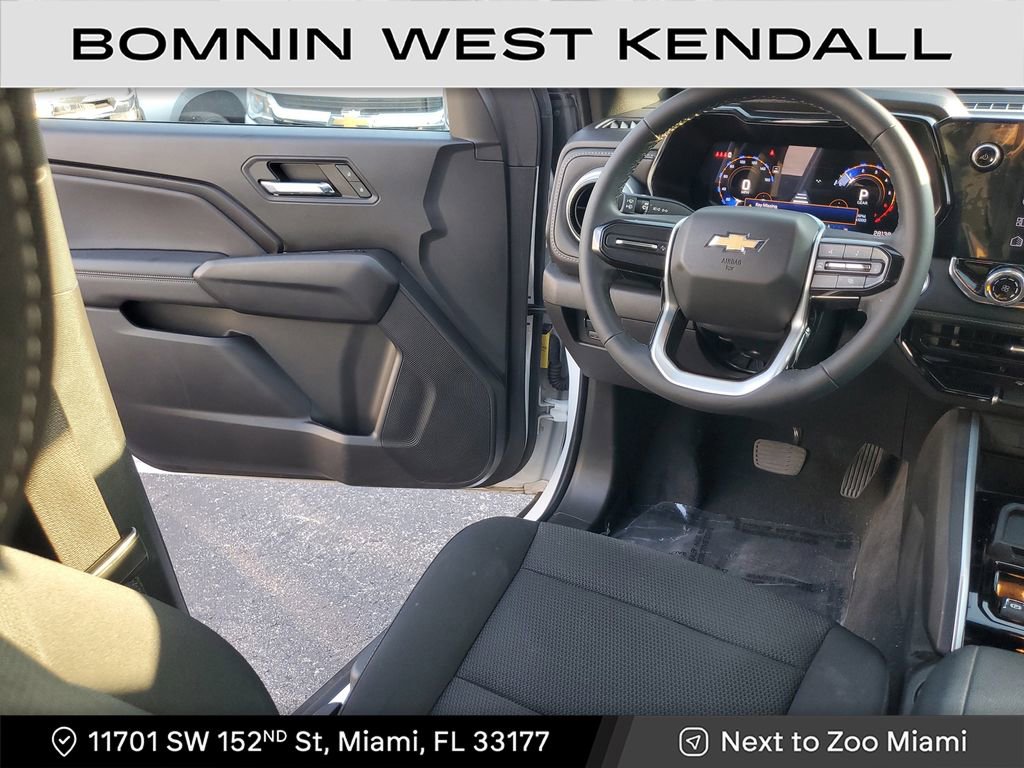 Used 2024 Chevrolet Colorado LT image 11