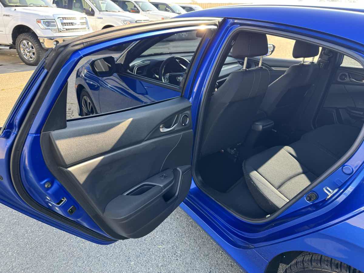 Used 2018 Honda Civic EX image 22