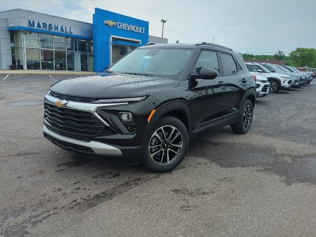 New 2026 Chevrolet TrailBlazer LT w/ LT Cold Weather Package FWD image 3