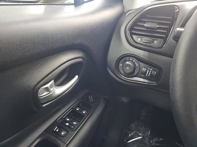 Used 2023 Jeep Renegade Altitude w/ Convenience Group I image 26