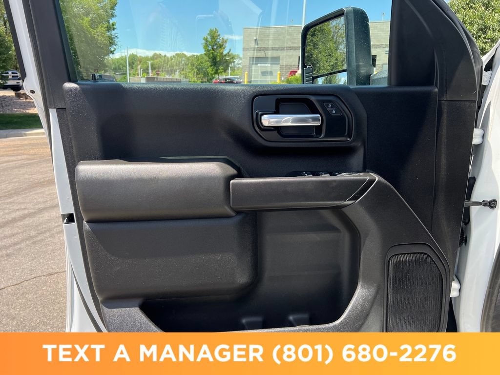 Used 2025 Chevrolet Silverado 3500 W/T AWD/4WD image 10