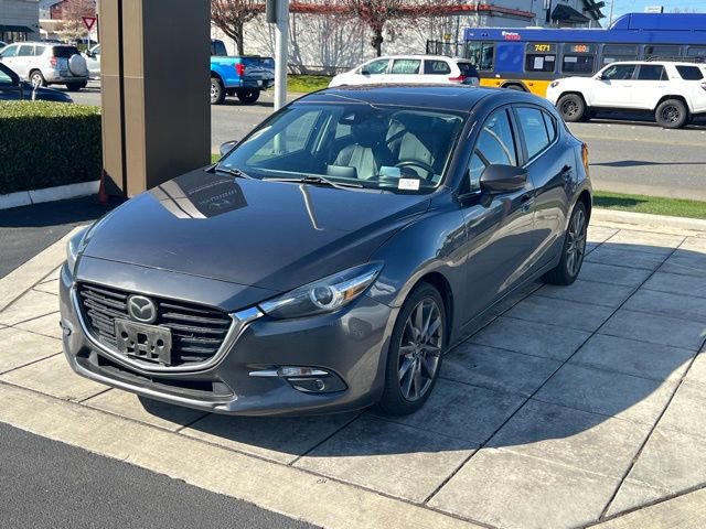 Used 2018 MAZDA MAZDA3 Grand Touring w/ Premium Equipment Package image 3