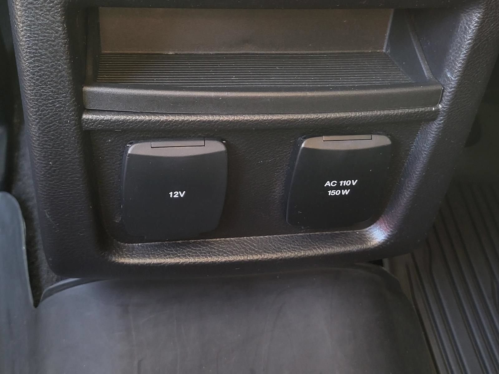 Used 2019 Ford Edge SEL w/ Equipment Group 201A FWD image 17