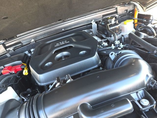 Used 2025 Jeep Wrangler Unlimited Sahara w/ Safety Group image 57