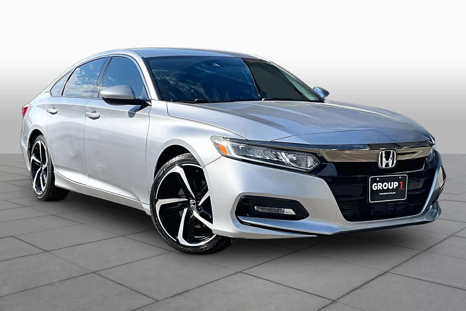 Used 2018 Honda Accord Sport image 3