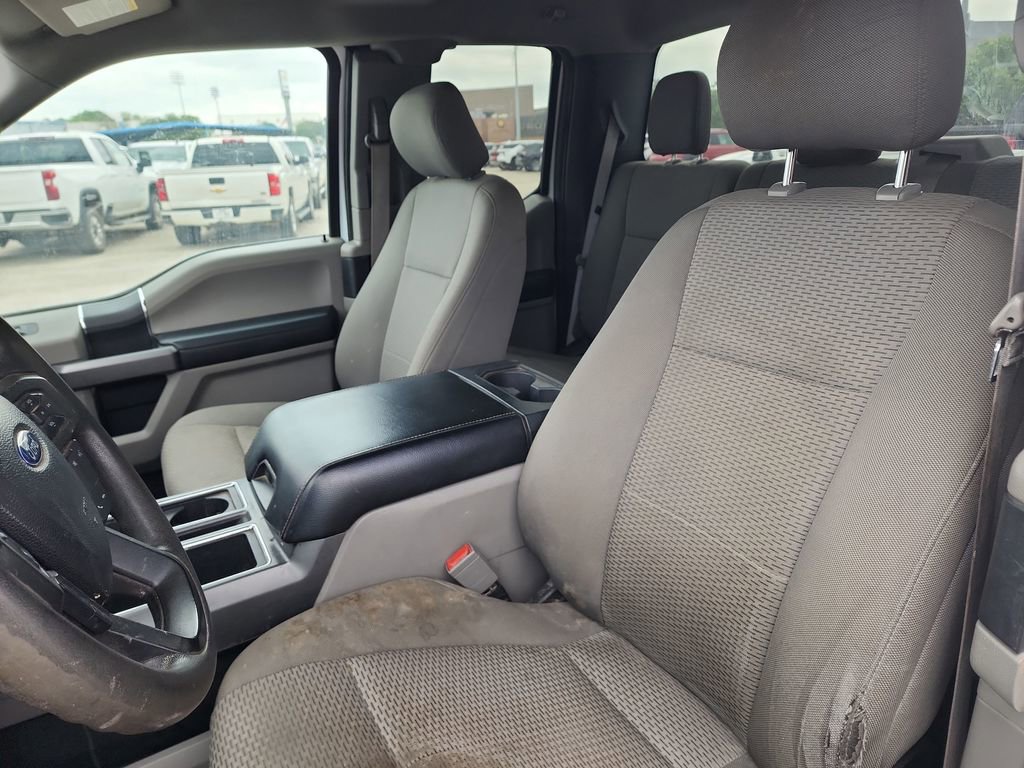 Used 2020 Ford F150 XLT image 11