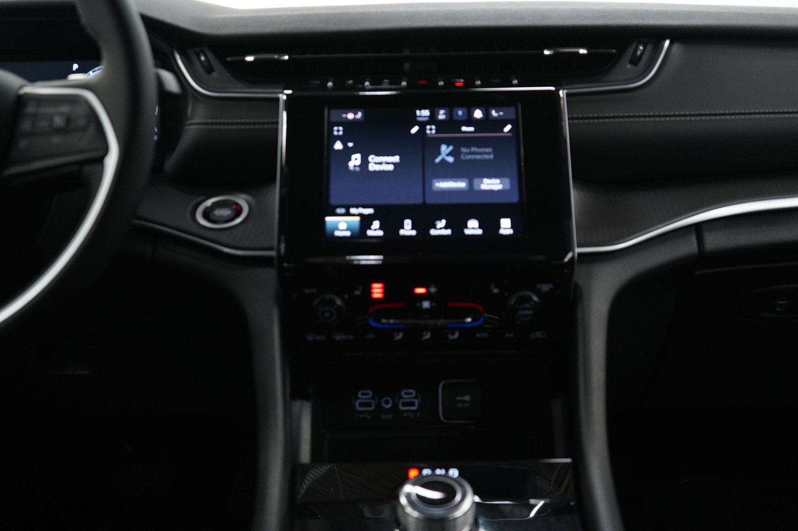 Used 2023 Jeep Grand Cherokee L Laredo image 16