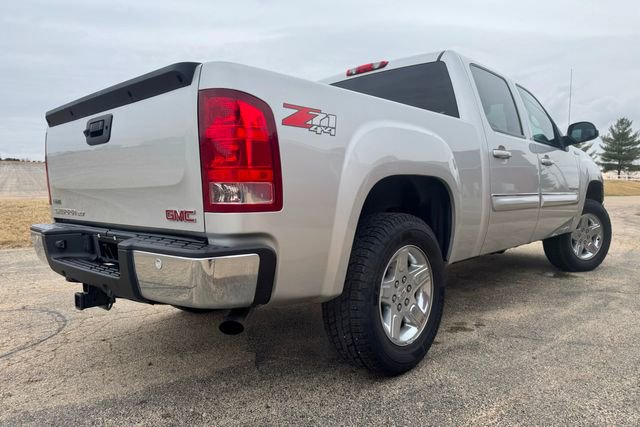 Used 2011 GMC Sierra 1500 SLT w/ All-Terrain Package image 8