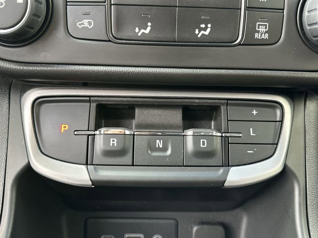 Used 2023 GMC Terrain SLE image 26