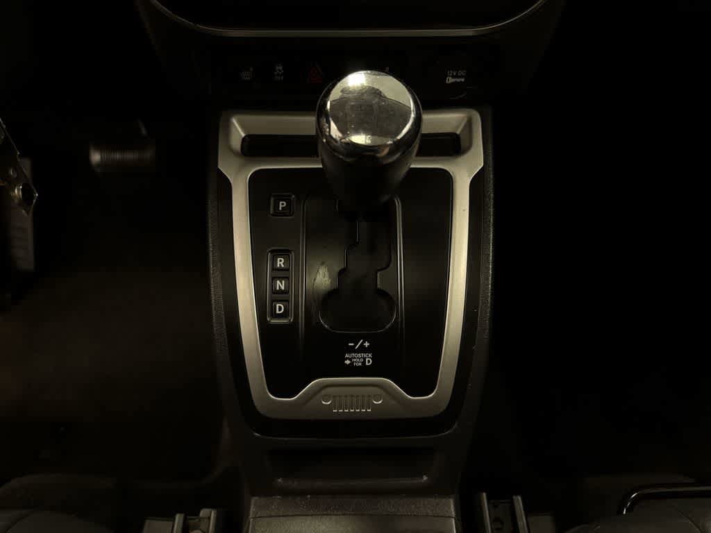 Used 2015 Jeep Compass High Altitude AWD/4WD image 31