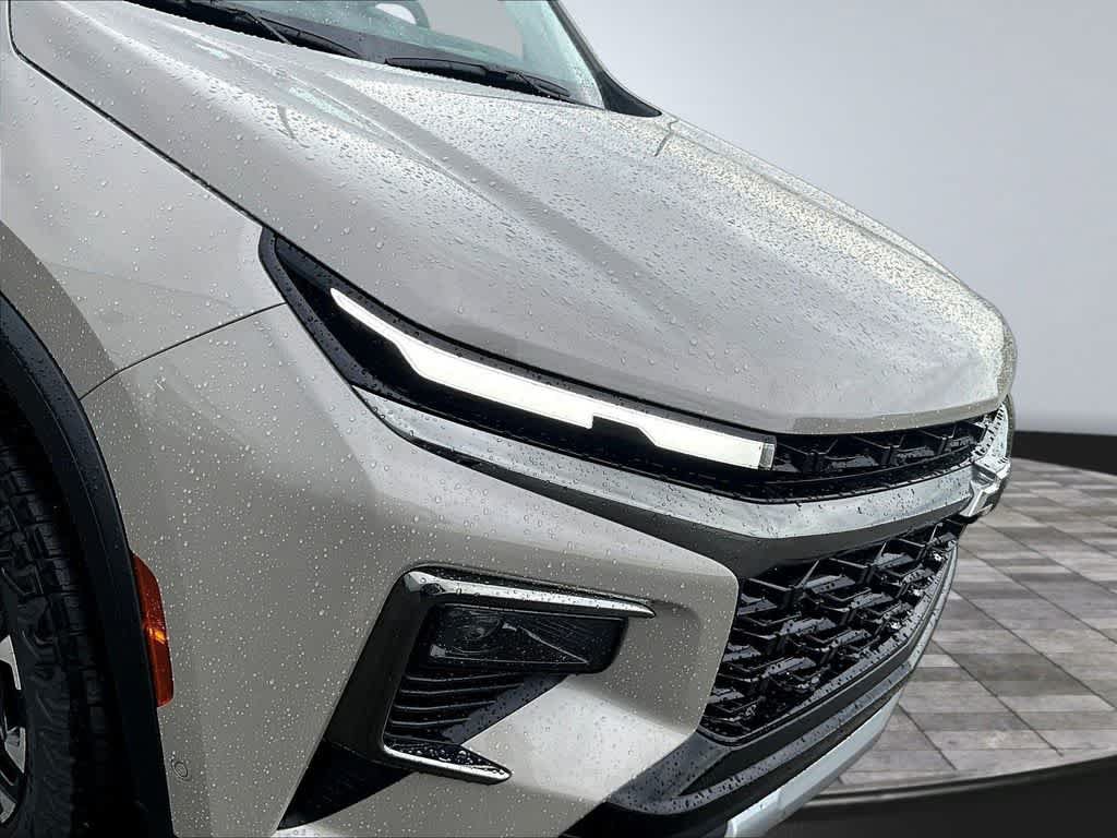 New 2027 Chevrolet Traverse Z71 w/ Enhanced Driving Package AWD/4WD image 35