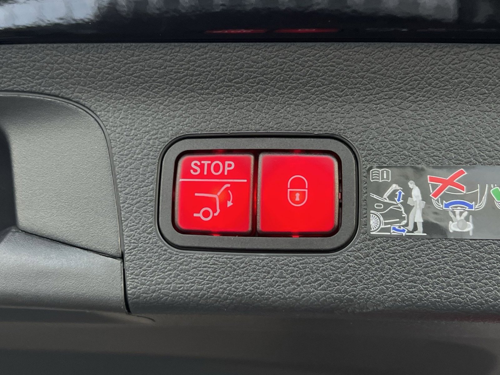 New 2026 Mercedes-Benz GLS 450 4MATIC image 26