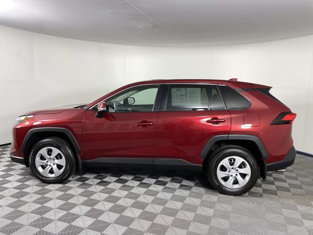 Used 2025 Toyota RAV4 LE AWD/4WD image 5