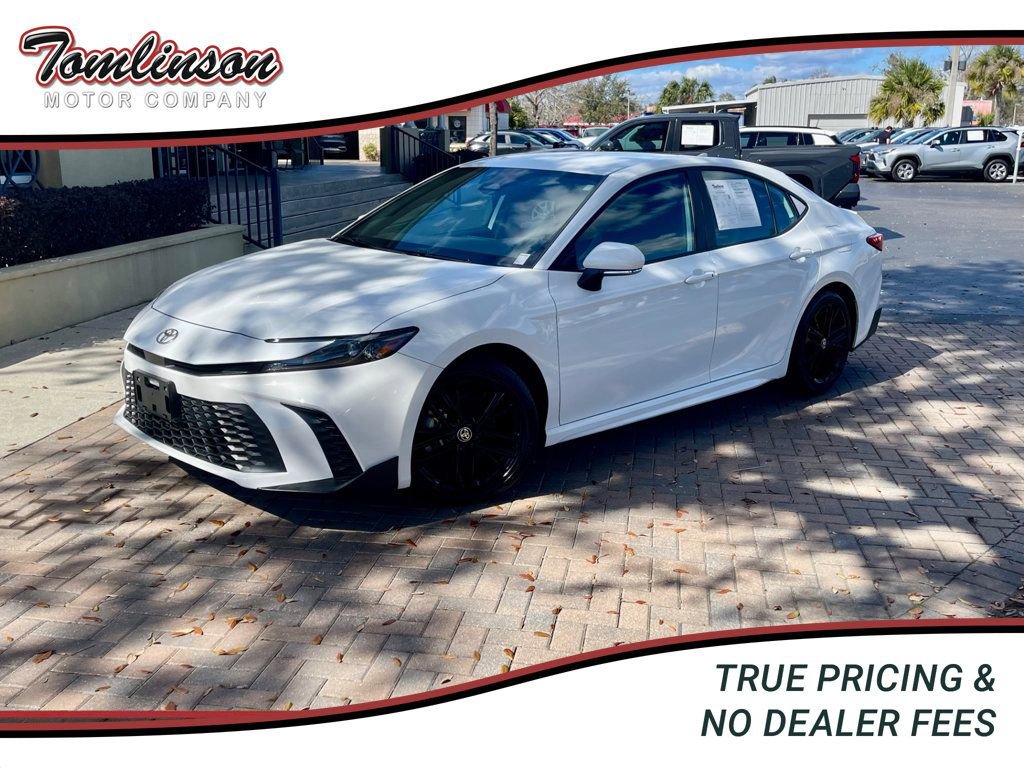 Used 2025 Toyota Camry SE