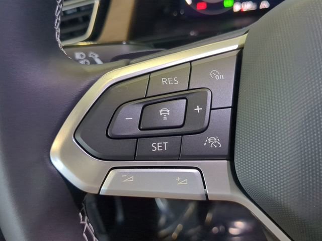 New 2026 Volkswagen Atlas SE image 26