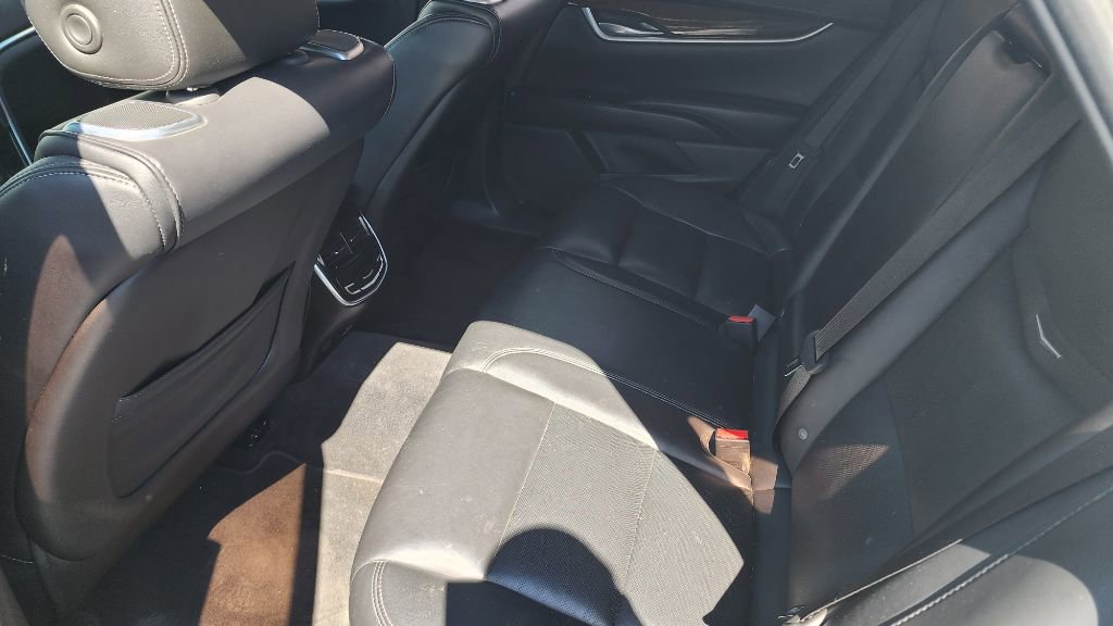 Used 2016 Cadillac XTS Premium FWD image 11