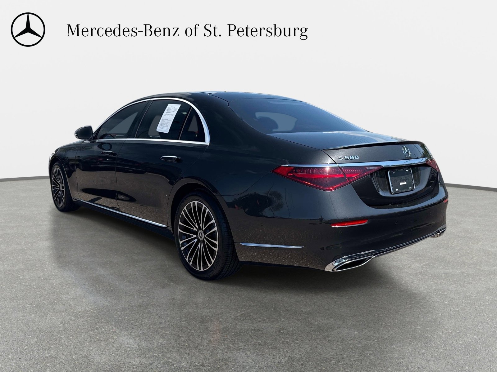 Certified 2024 Mercedes-Benz S 580 4MATIC Sedan image 3