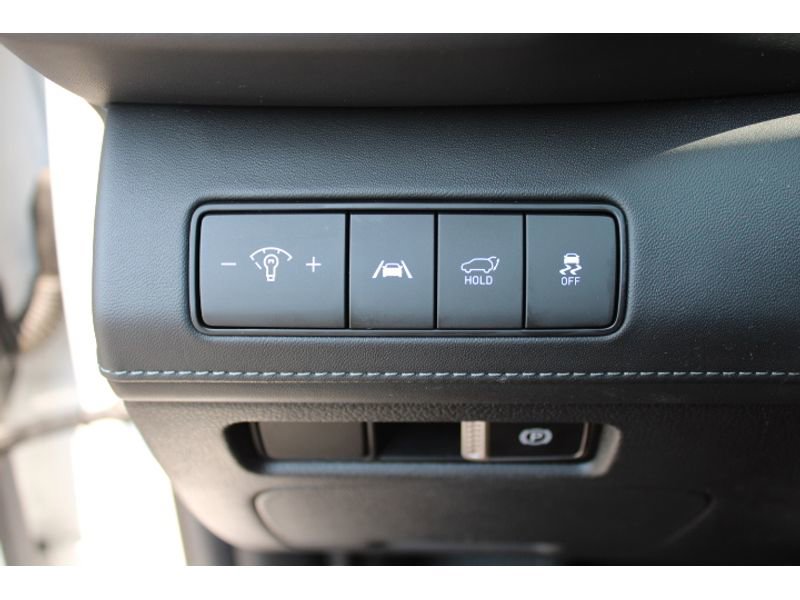 Used 2023 Hyundai Santa Fe Limited image 13