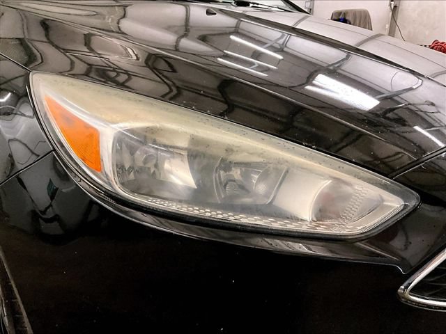 Used 2015 Ford Focus SE w/ SE Sport Package FWD image 28
