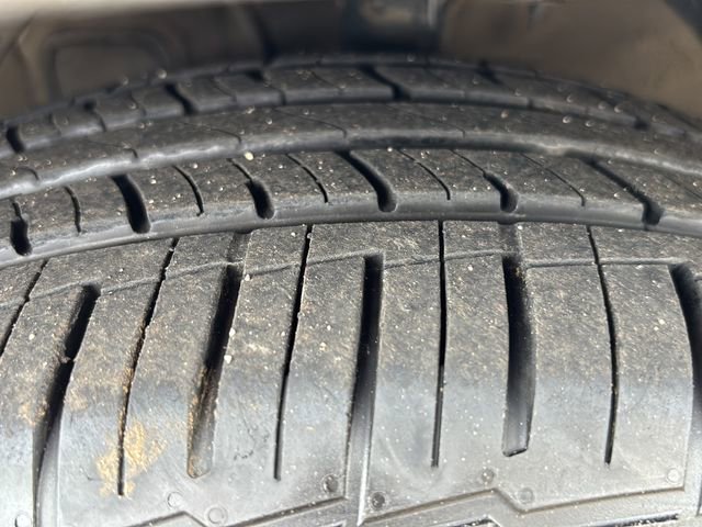 Used 2018 Hyundai Santa Fe SE image 29