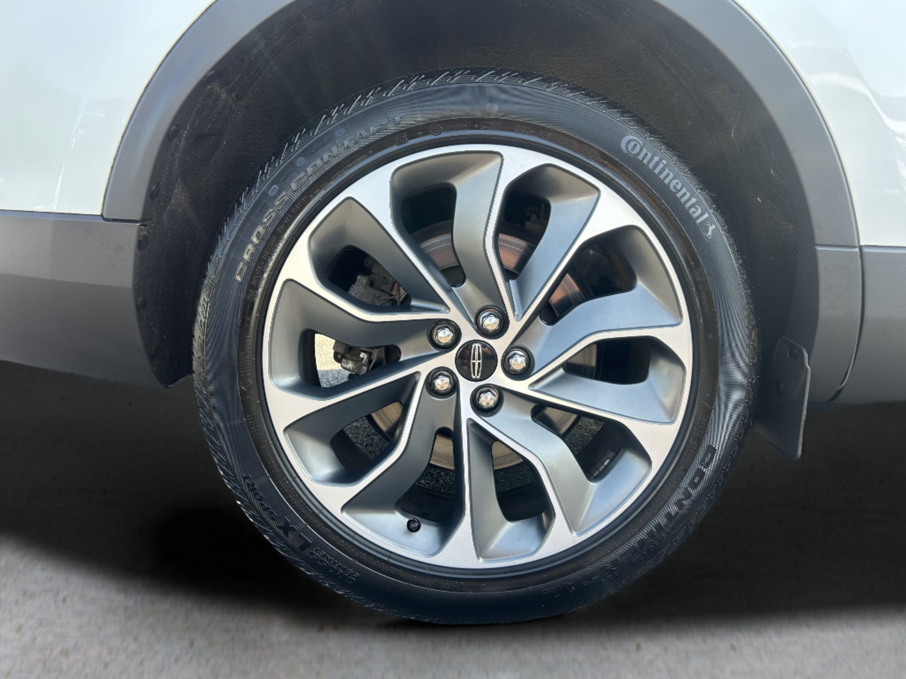Used 2023 Lincoln Nautilus Reserve AWD/4WD image 8