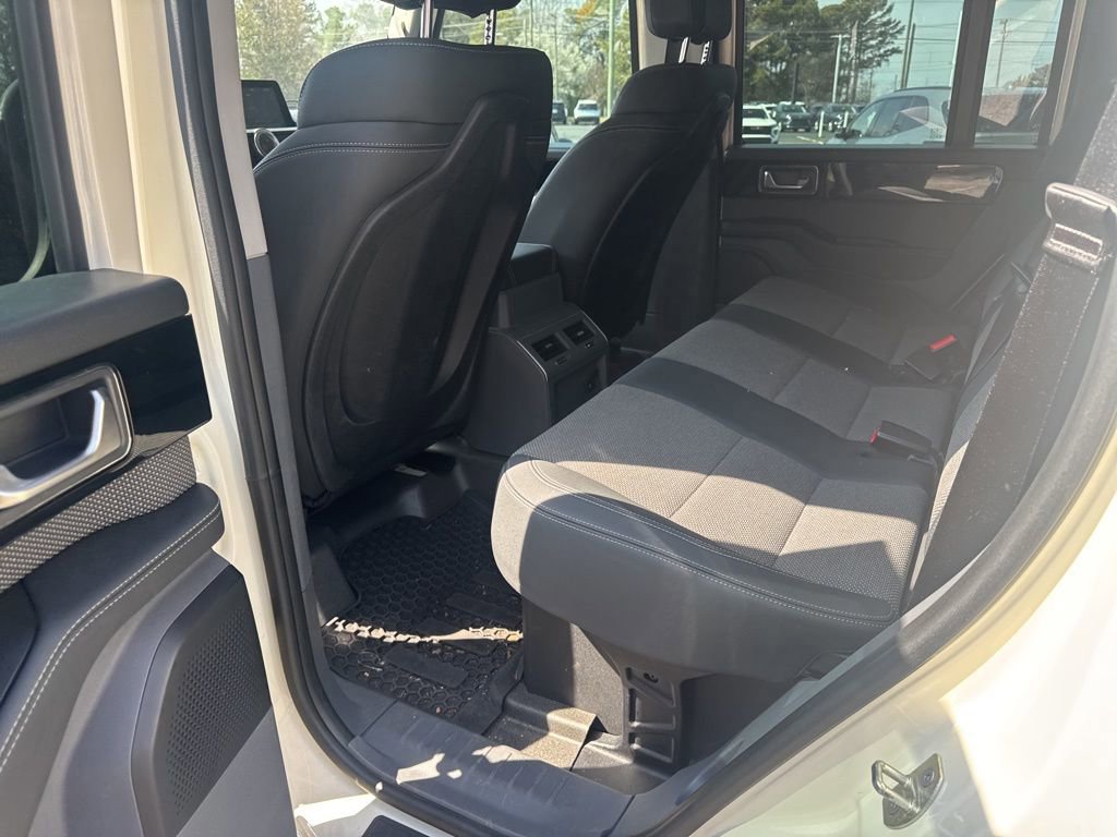 Used 2024 INEOS Grenadier image 12