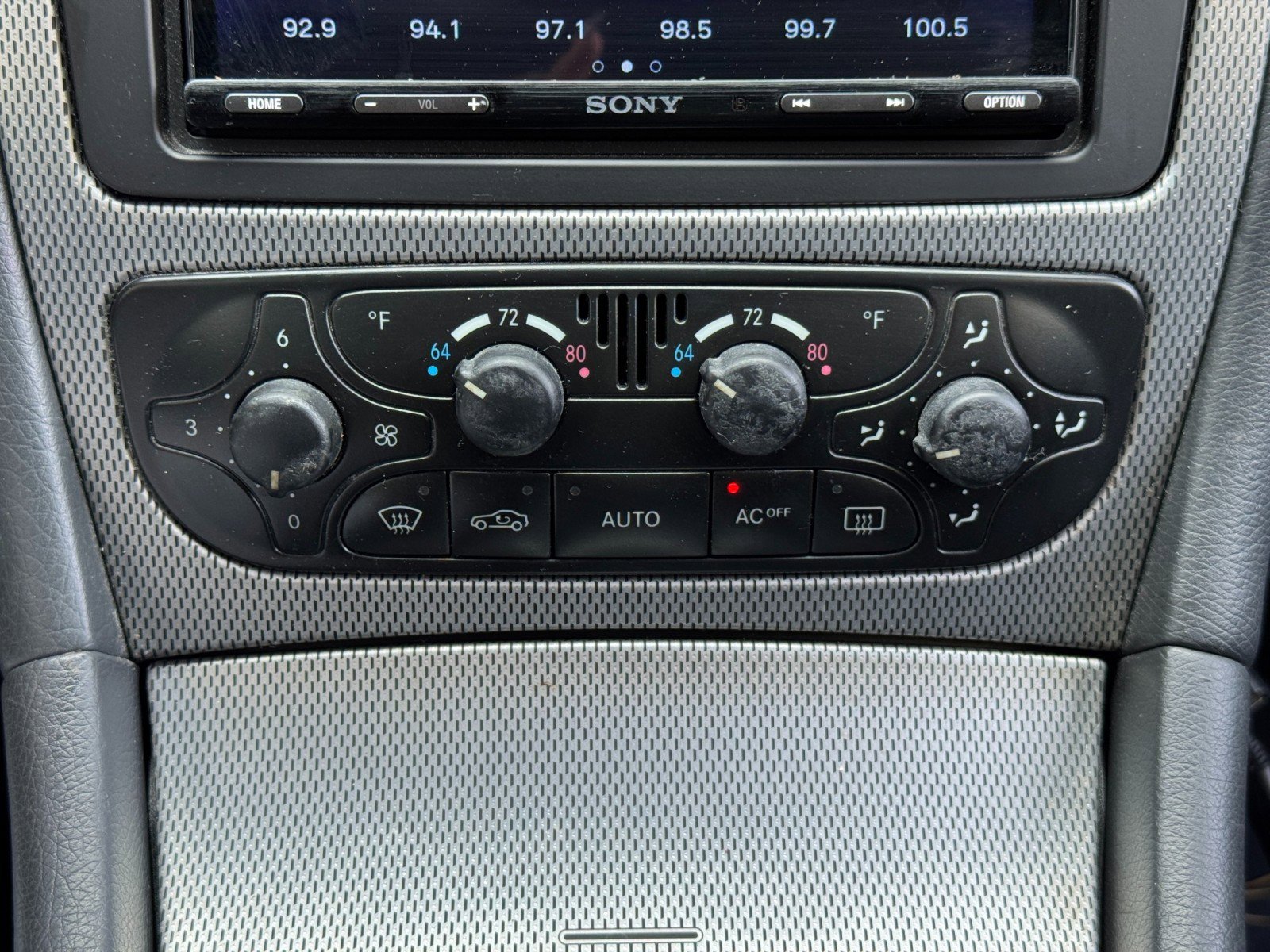 Used 2004 Mercedes-Benz C 230 Coupe image 27