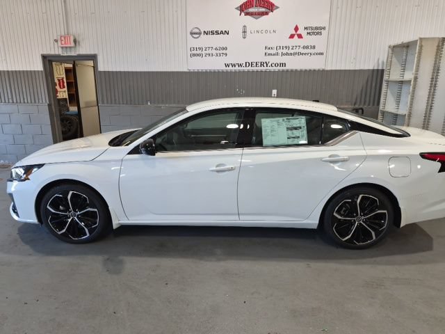 New 2026 Nissan Altima 2.5 SR FWD image 6