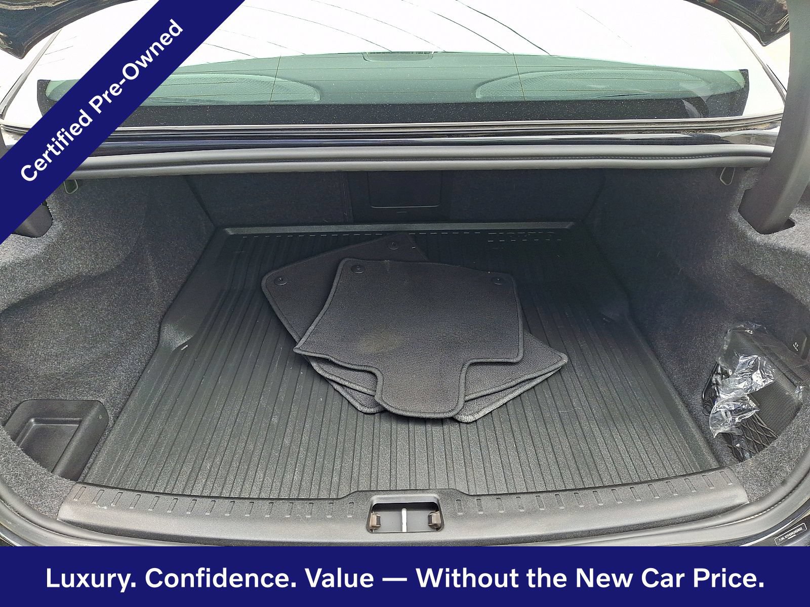 Certified 2024 Volvo S60 B5 Ultimate AWD/4WD image 30