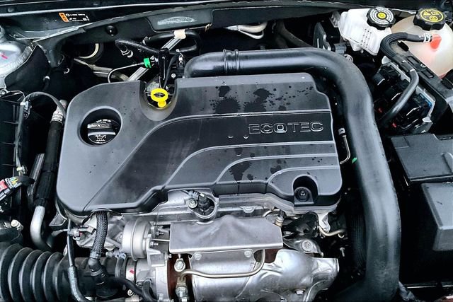 Used 2023 Chevrolet Malibu LT image 28