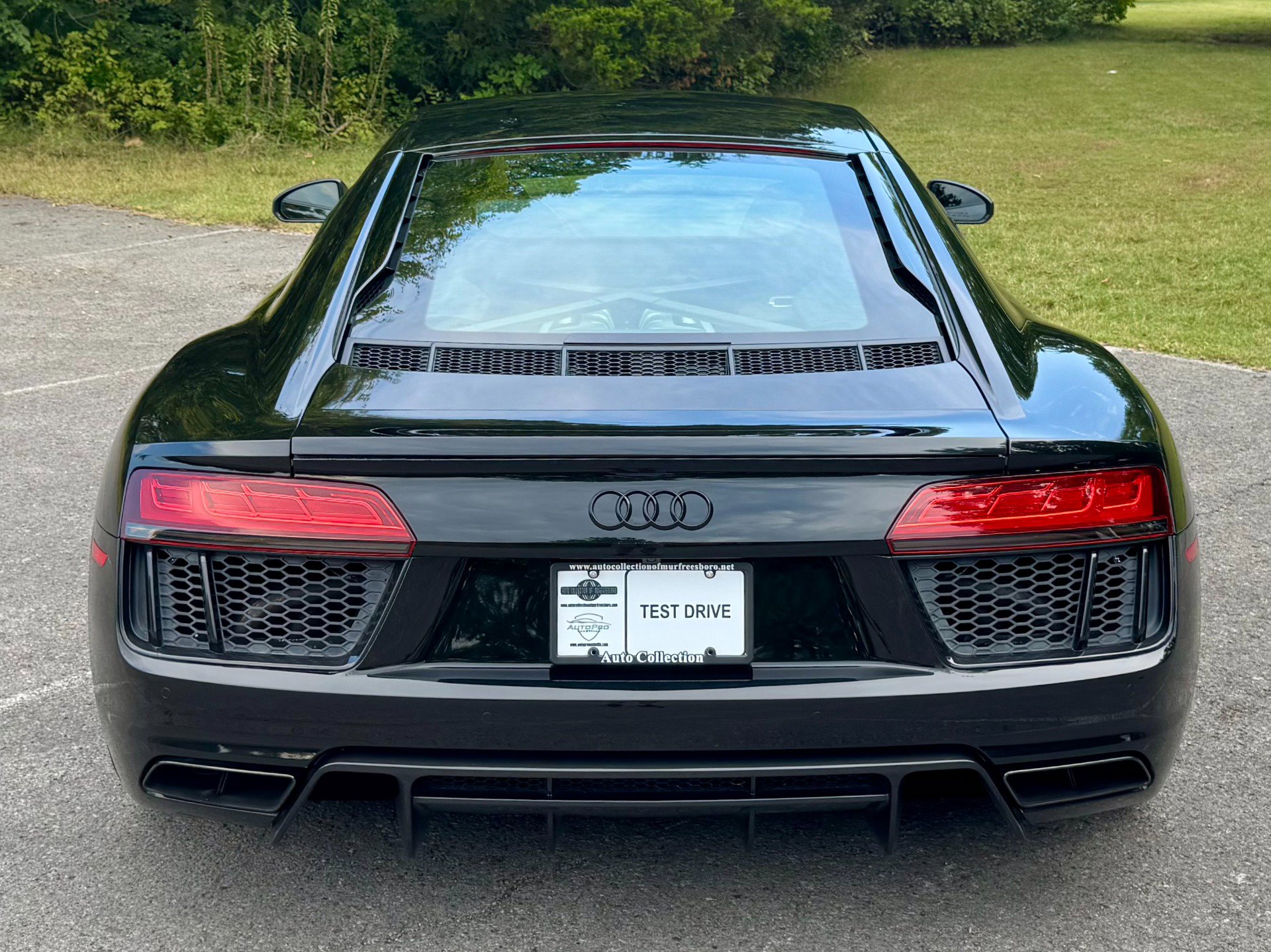 Used 2018 Audi R8 V10 image 6