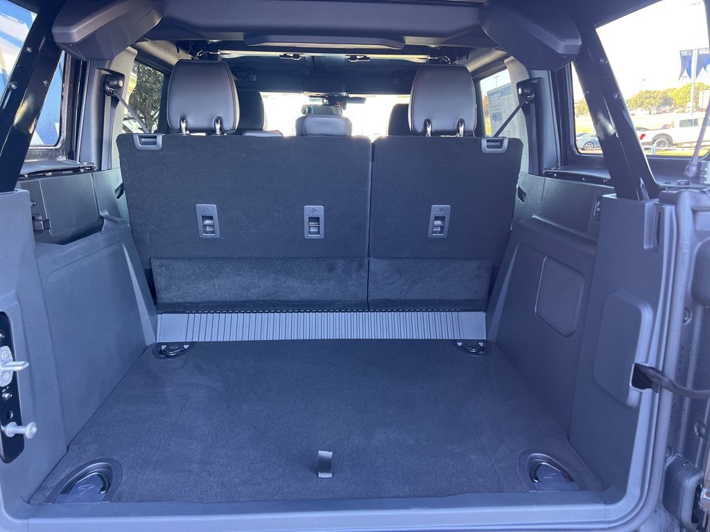 New 2025 Ford Bronco Outer Banks image 8