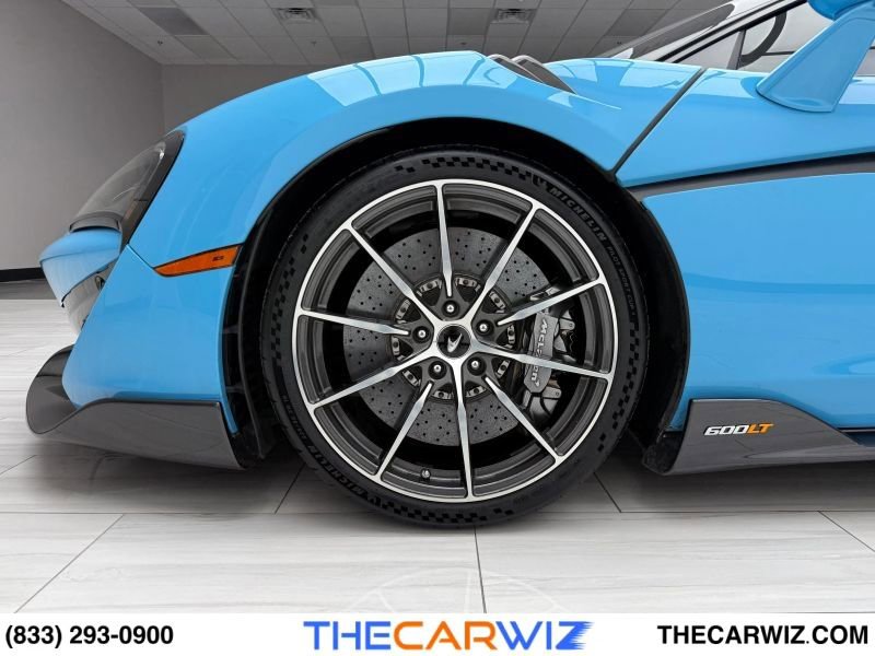 Used 2019 McLaren 600LT RWD image 11