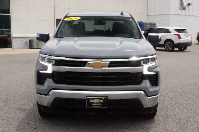 Used 2024 Chevrolet Silverado 1500 LT AWD/4WD image 2