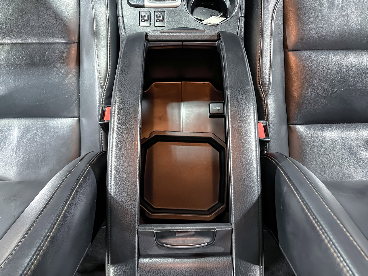 Used 2018 Toyota Highlander XLE image 35