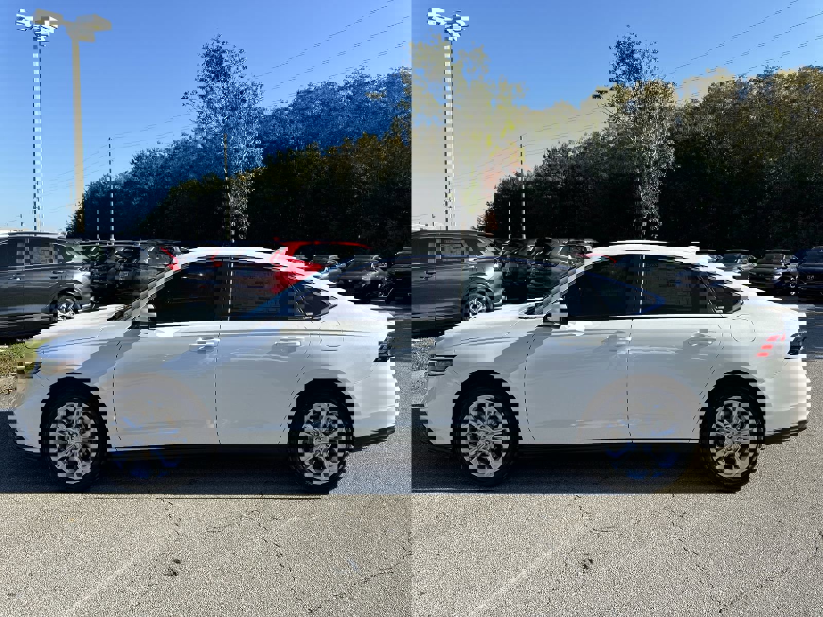 New 2025 Honda Accord LX image 4