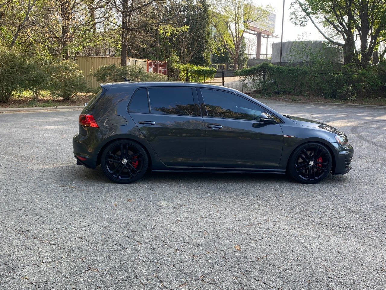 Used 2017 Volkswagen GTI Sport image 4