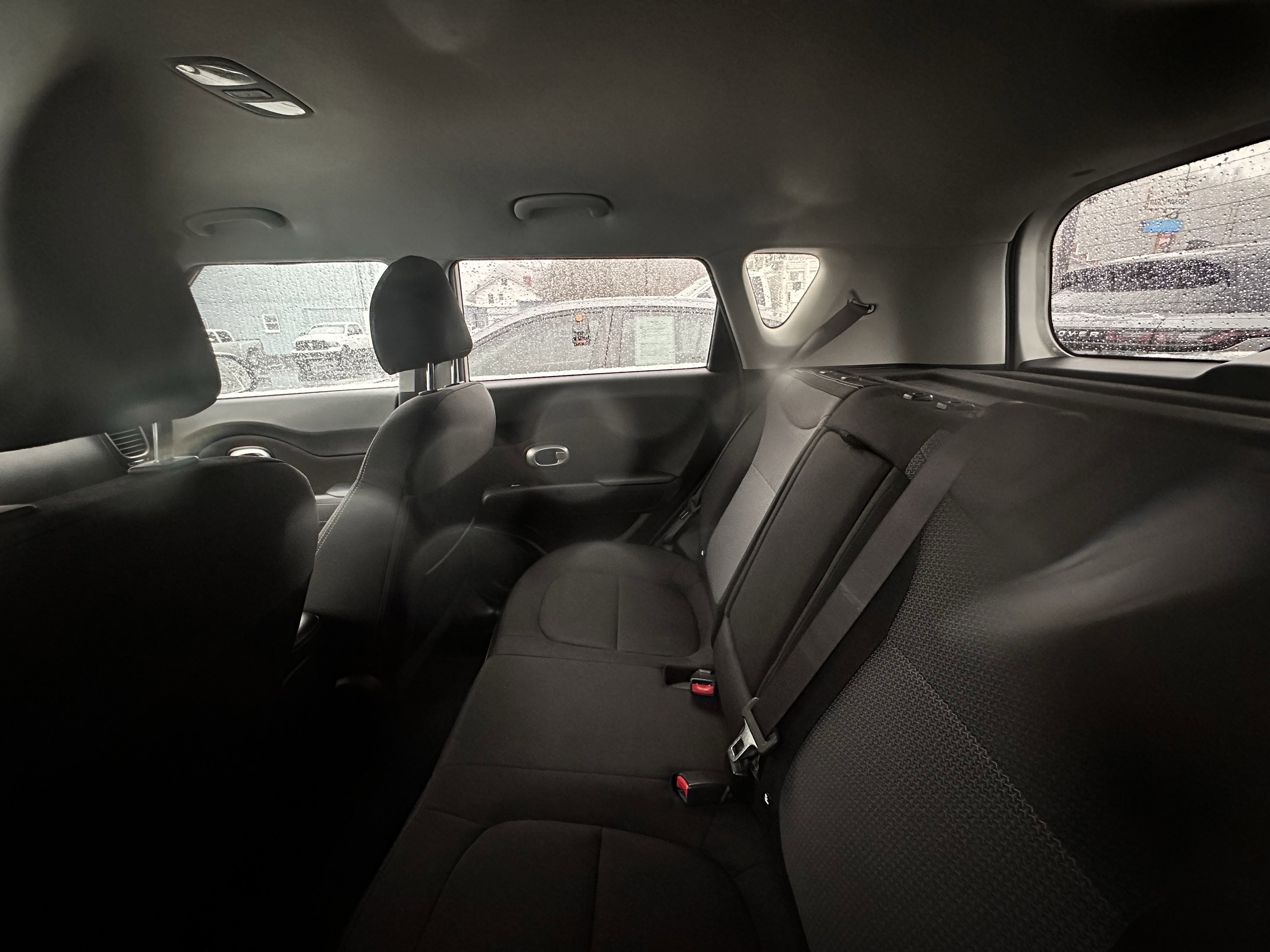 Used 2019 Kia Soul + image 9