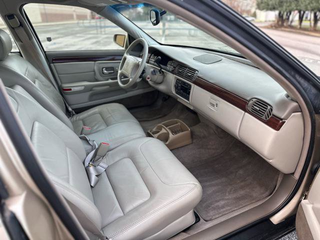 Used 1998 Cadillac De Ville image 16