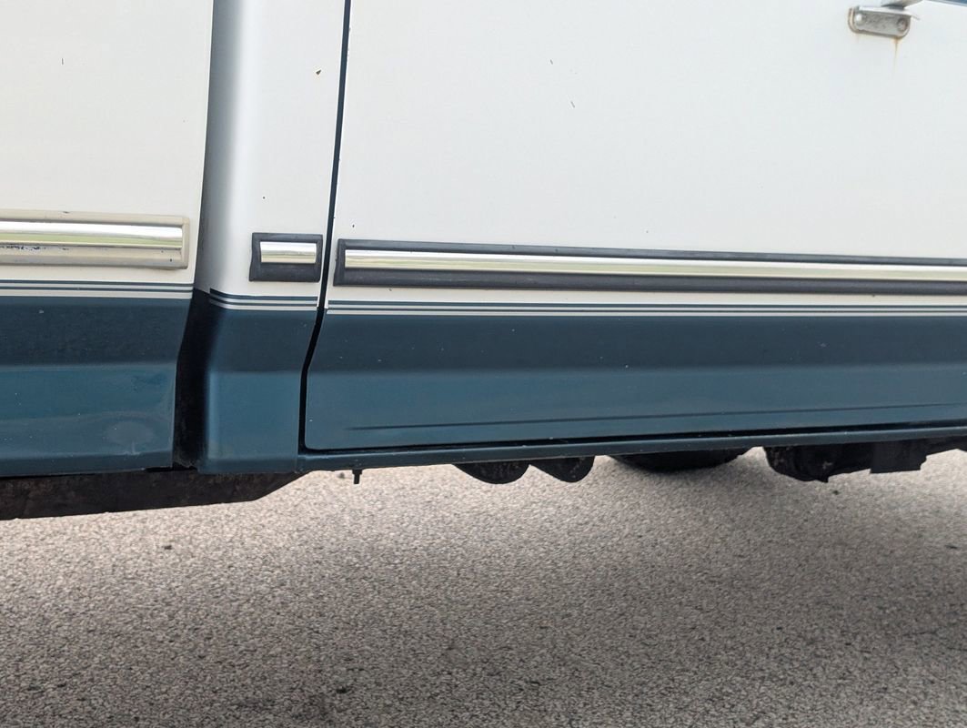 Used 1995 Ford F250 4x4 Regular Cab image 28
