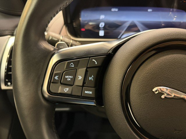 Used 2021 Jaguar F-TYPE P300 image 25