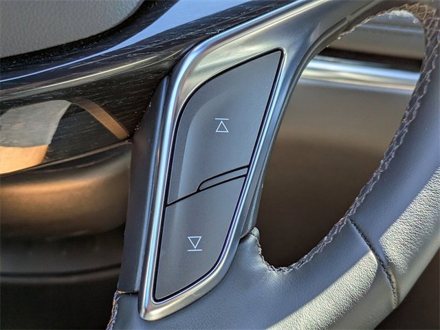 Certified 2025 Cadillac XT5 Premium Luxury image 30